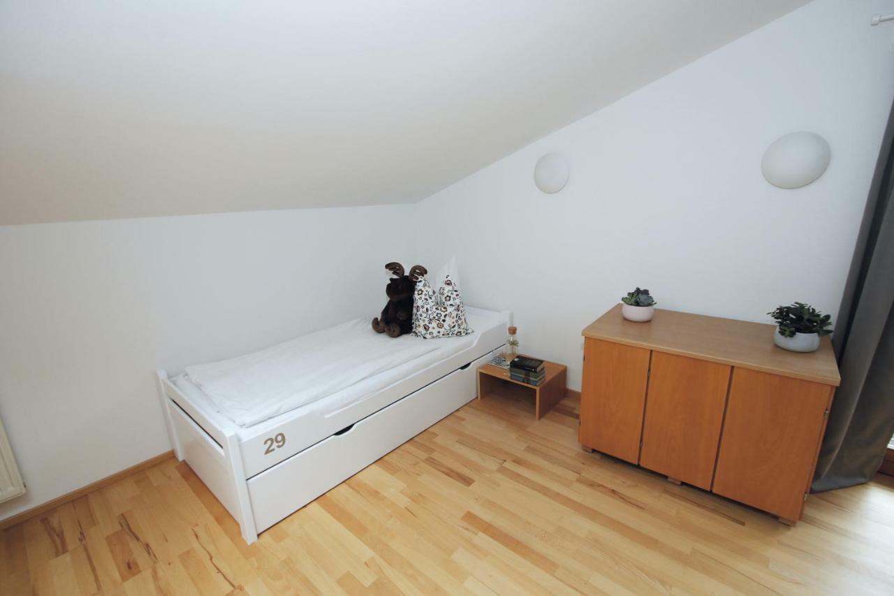 Berg Blick Jugendherberge Mit Privatzimmer Kochel am See Bagian luar foto